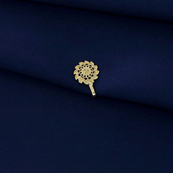 Nazara Golden Nose Pin