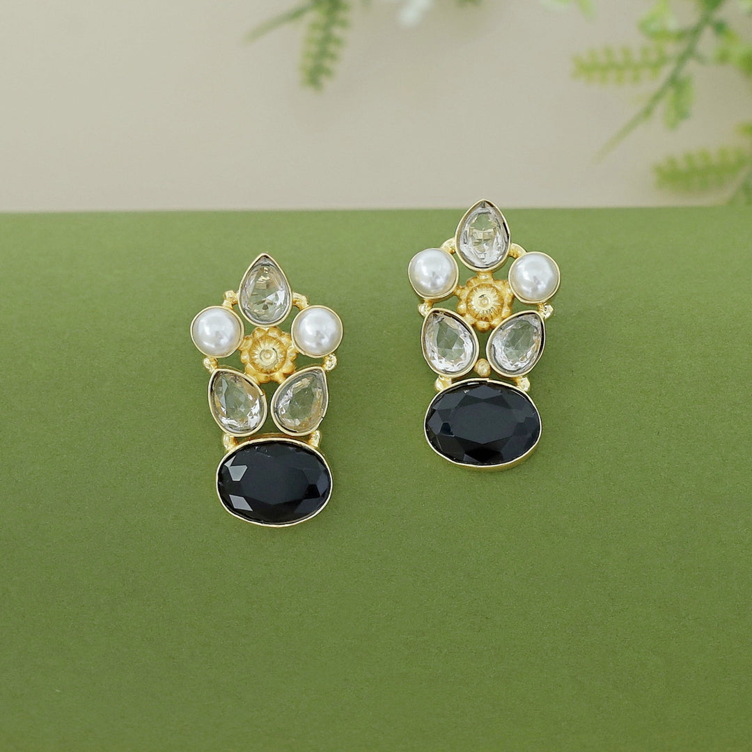 Reesha Drop + Oval Glossy Stone Pearl Earring