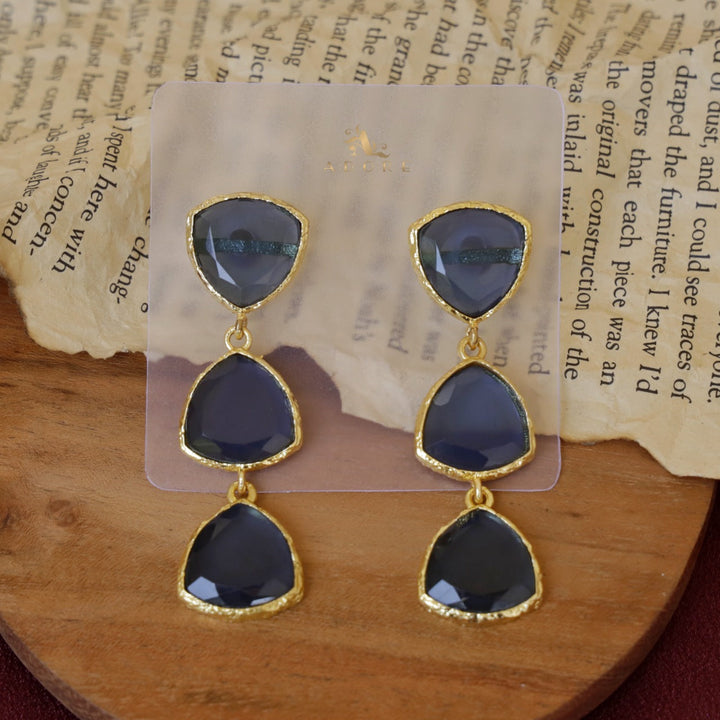 Golden Beatrixa Earring