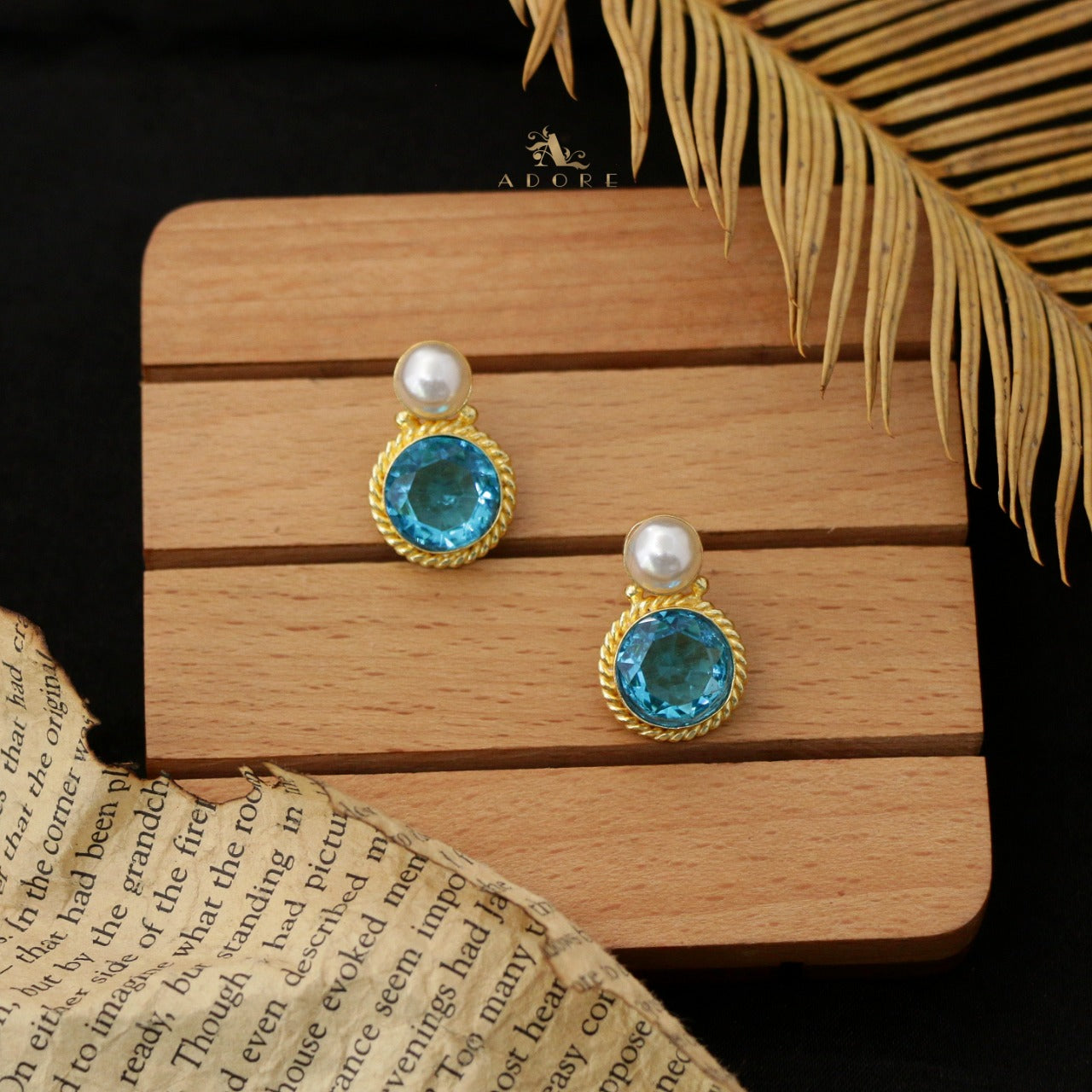 Small Fresh Synthetic Moonstone Stud Earrings With Screw Rotation Unique  Party Gold Evil Eye Charm Gift For Men And Women Wholesale Available From  Dennisevor, $11.6 | DHgate.Com