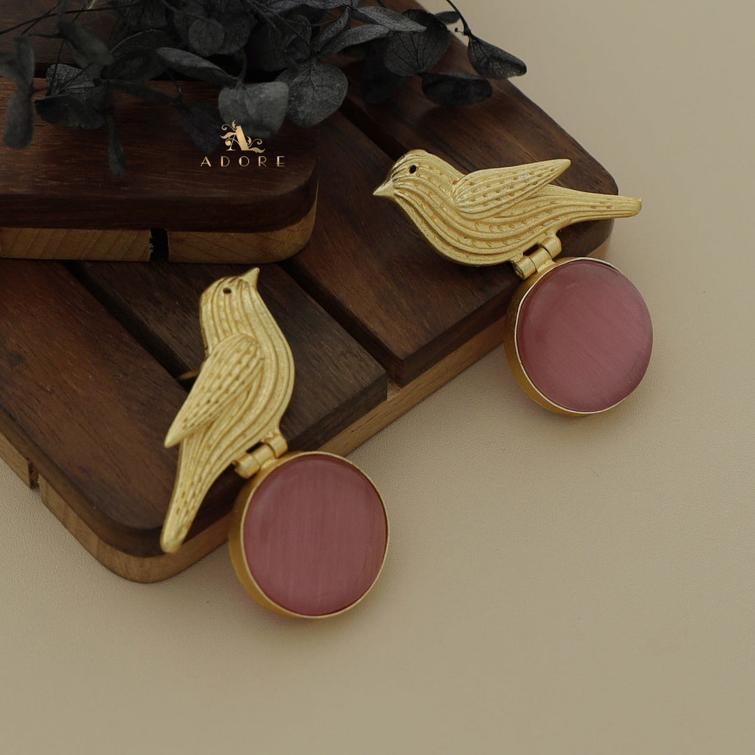 Pigeon Round Stone Earring