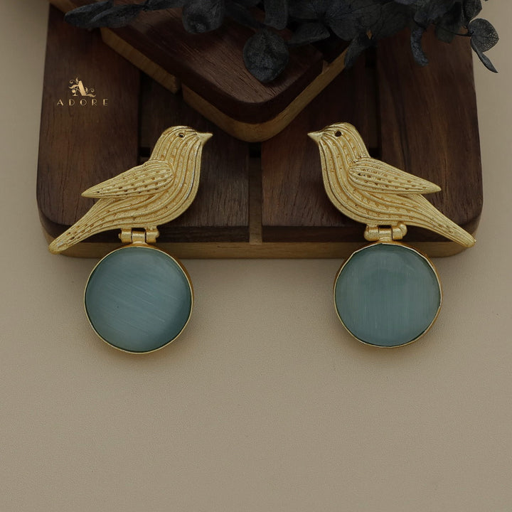 Pigeon Round Stone Earring