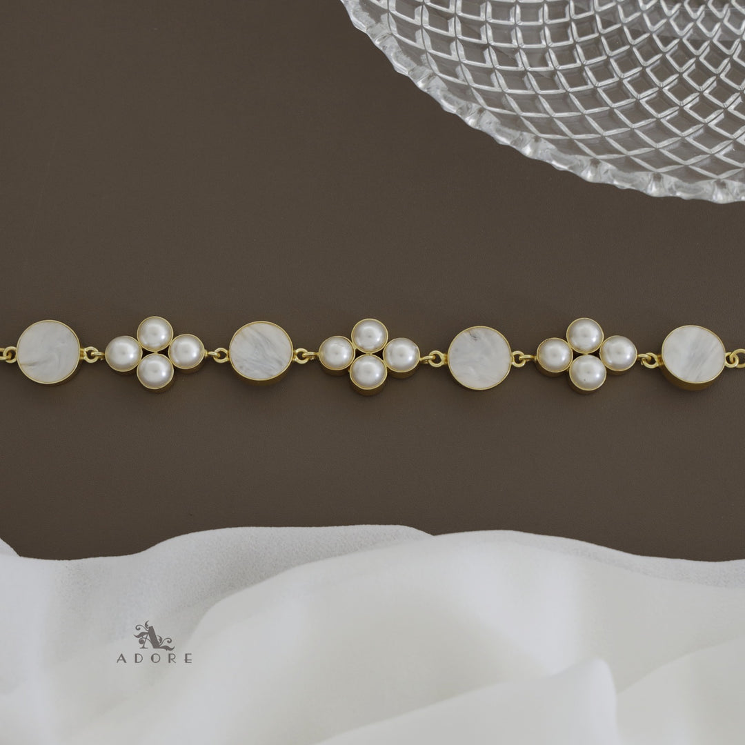 Hani Glossy Round Tetra Pearl Choker