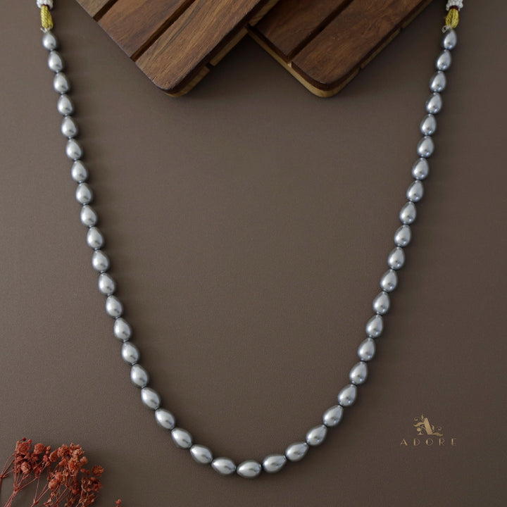 Vimaksha Pearl Neckpiece