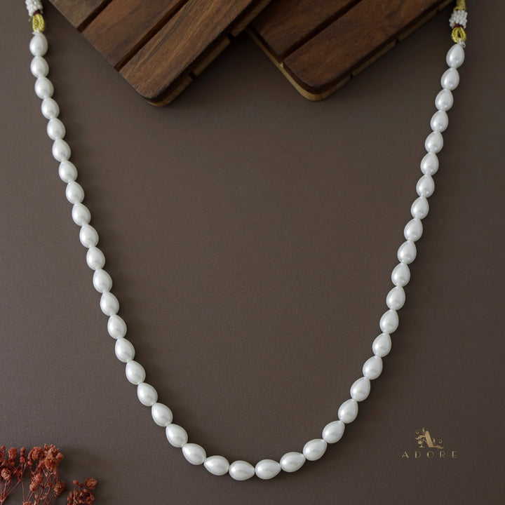 Vimaksha Pearl Neckpiece