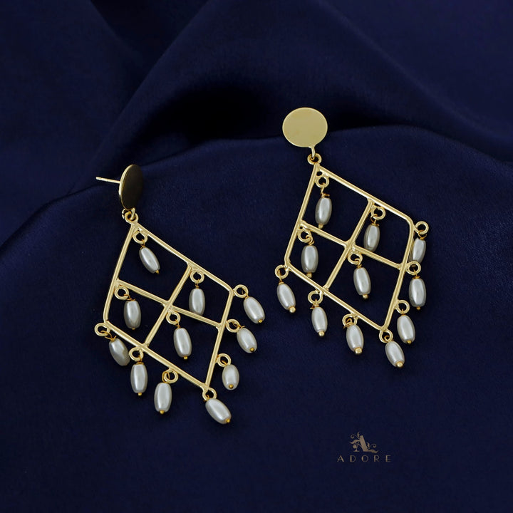 Golden Rice Pearl Rhombus Earring