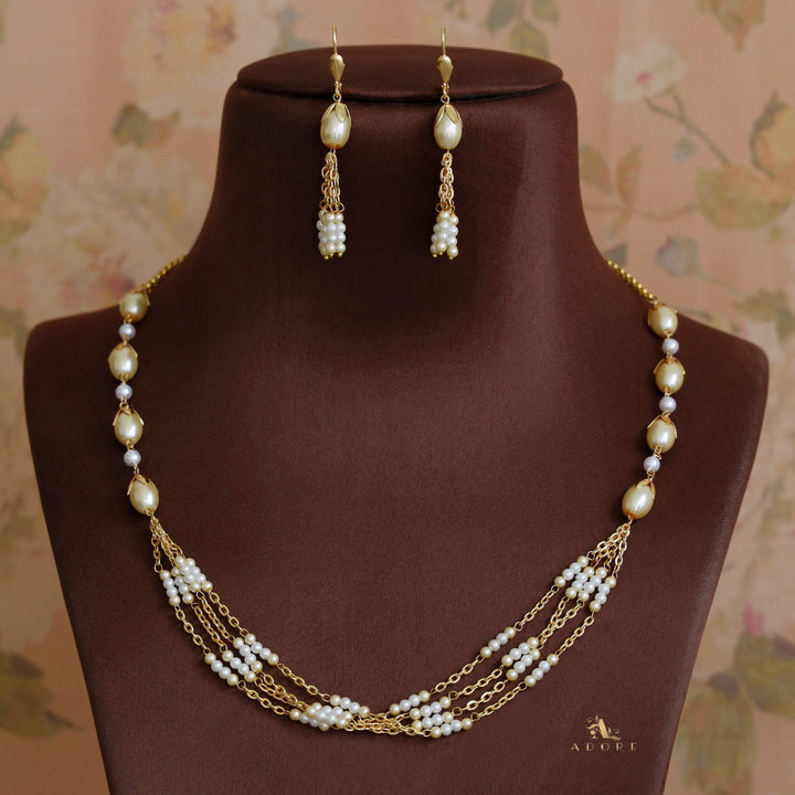 Pearly Golden Niharika Bud Pearl Neckpiece With Earring