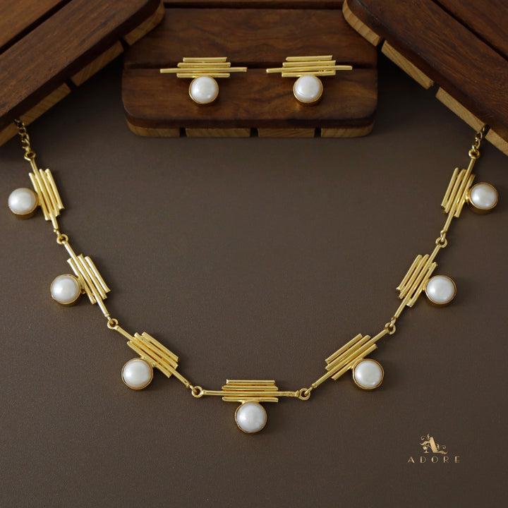 4 Line Pearl Neckpiece with Earring