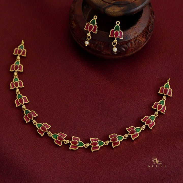 Hema Lotus Neckpiece With Earring