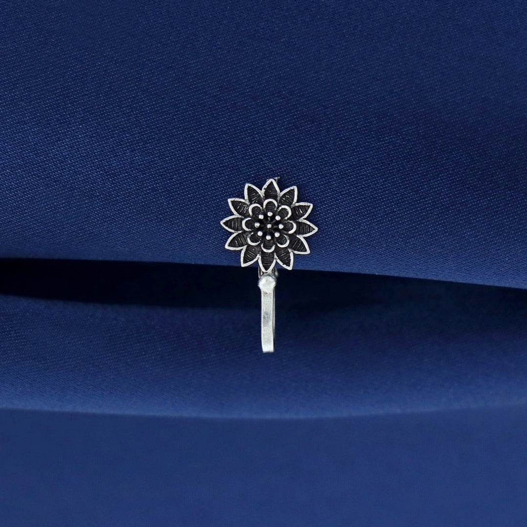 Tanaira Silver Nose Pin