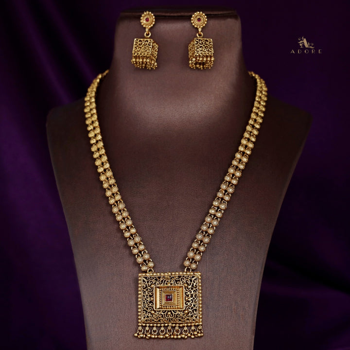 Aagarna Long Neckpiece With Earring