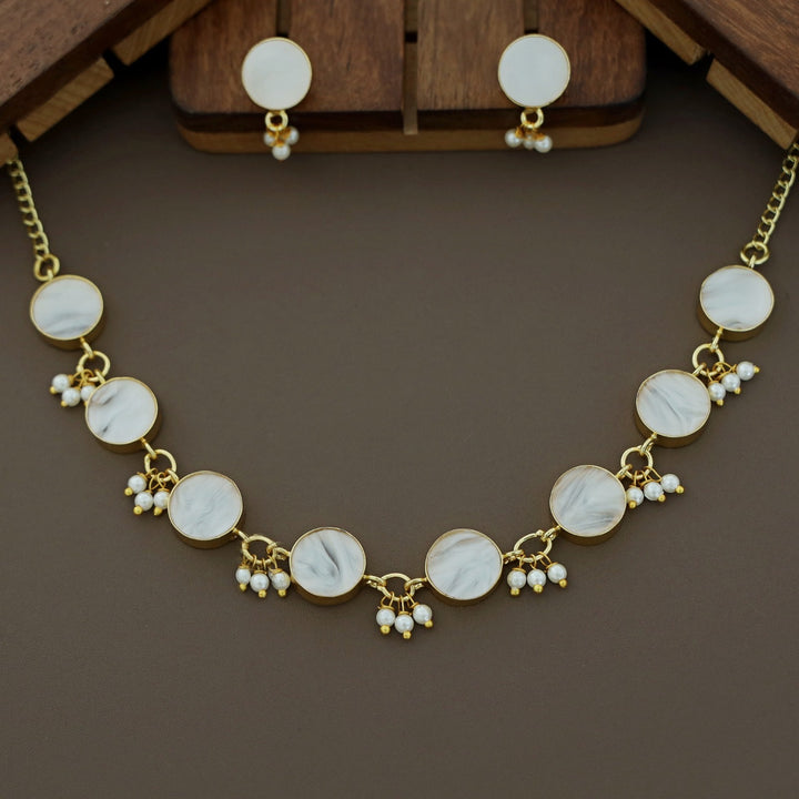 Eudor Round MOP Pearl Short Neckpiece/Choker With Earring