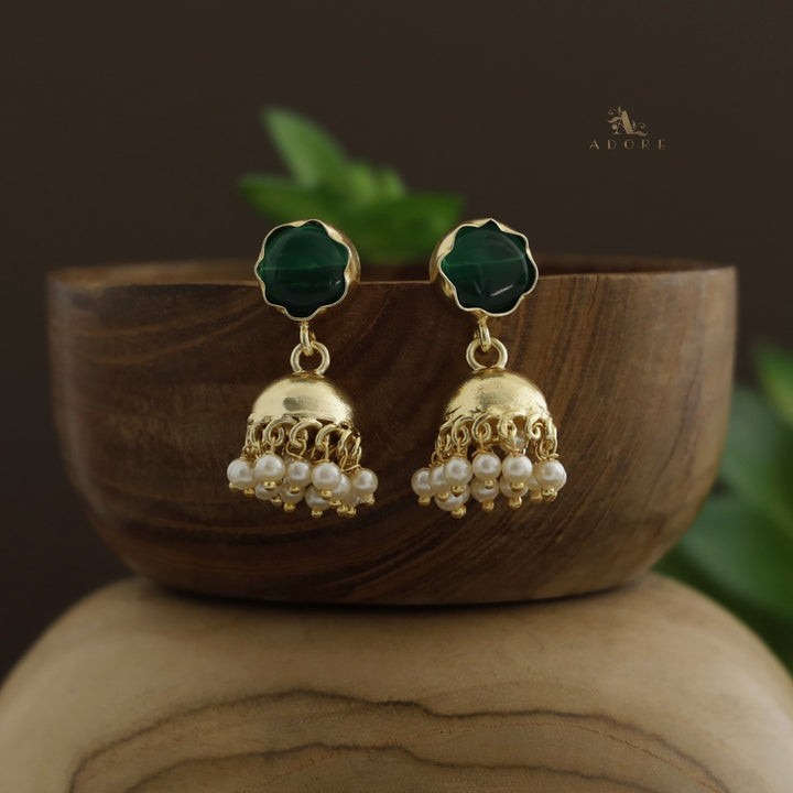 Nayeli Golden Pearl Jhumka