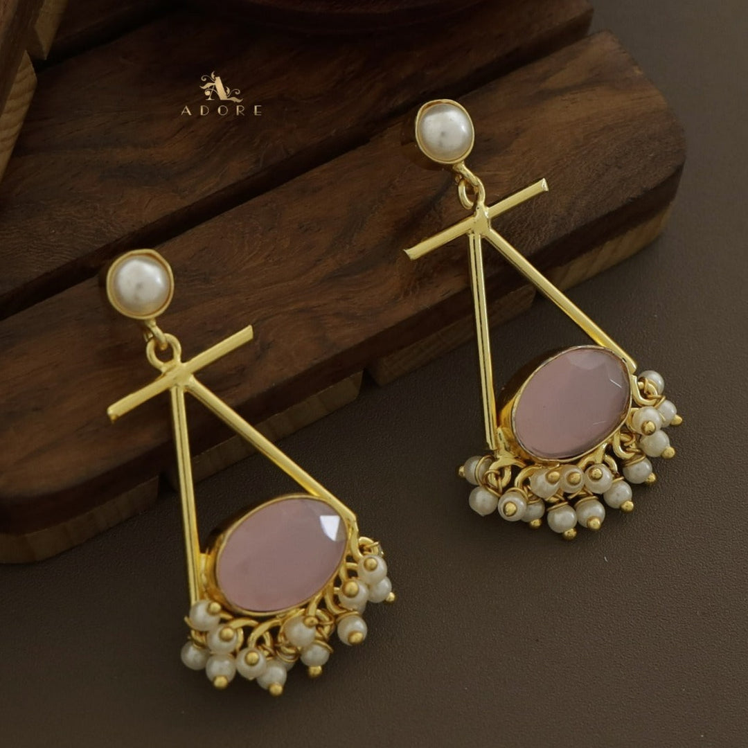 Evie Oval Glossy Cluster Pearl Earring