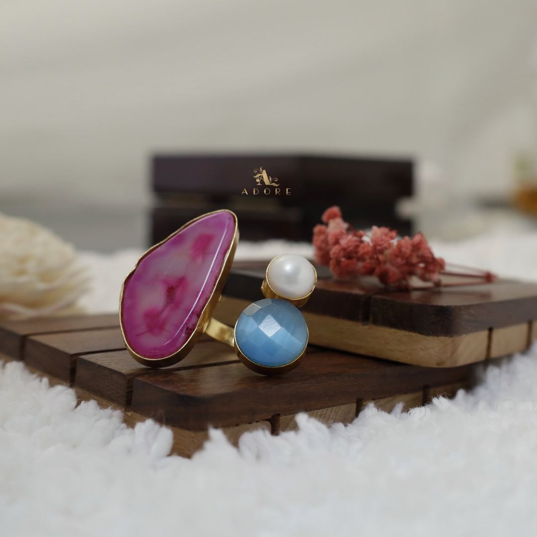 Fia Pearl And Glossy Solar Agate Ring