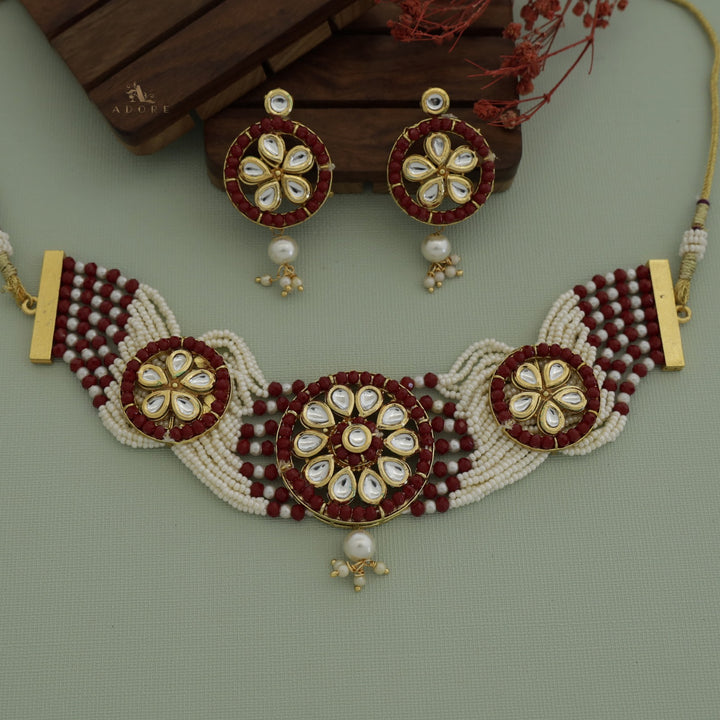 Adelika Kundan Choker With Earring