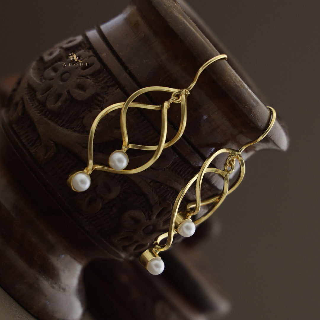 Golden Dual Strand Pearl Drop