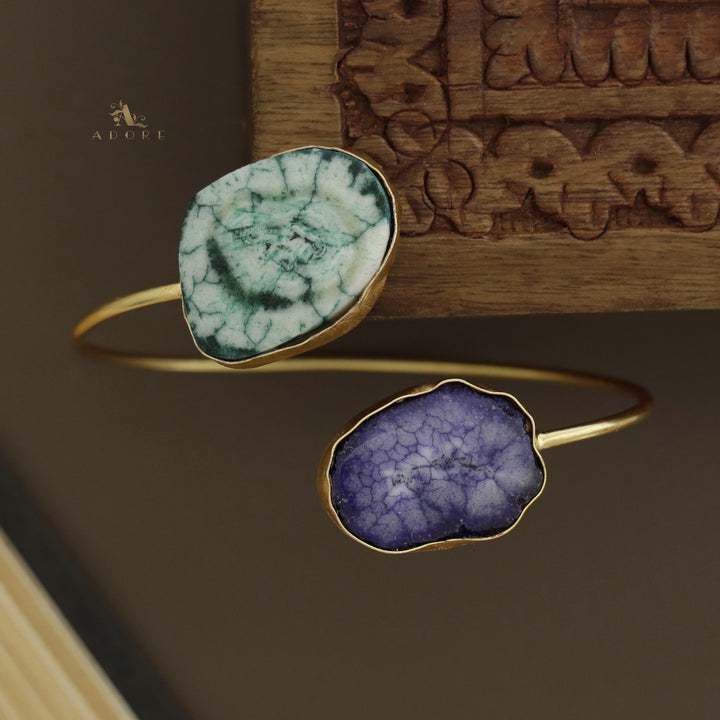 Hem Dual Solar Agate Bangle