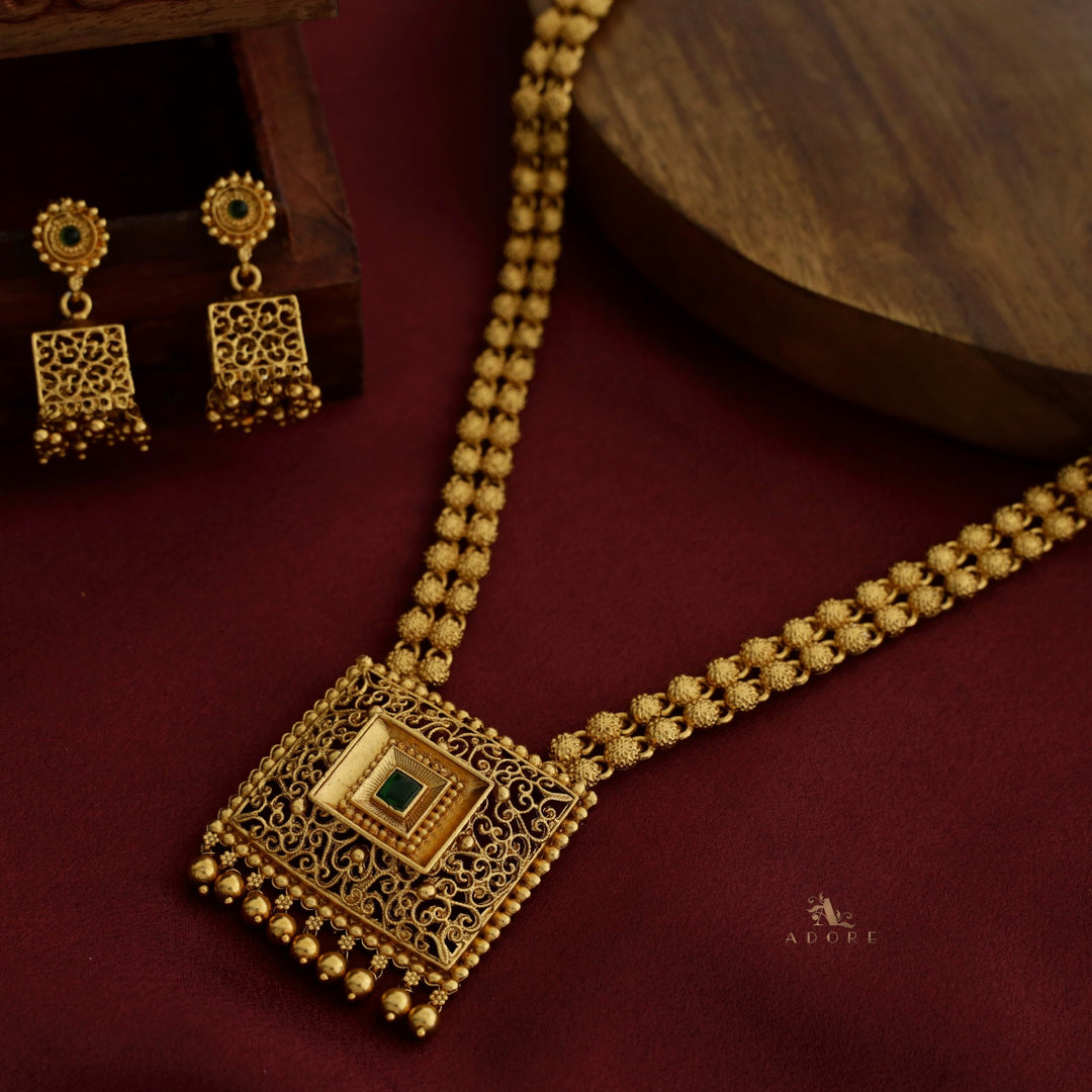 Aagarna Long Neckpiece With Earring