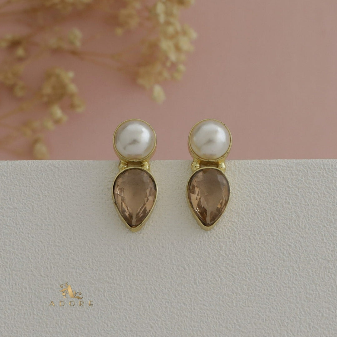 Melva Glossy Pearl Drop Earring