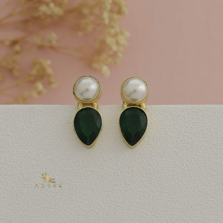 Melva Glossy Pearl Drop Earring