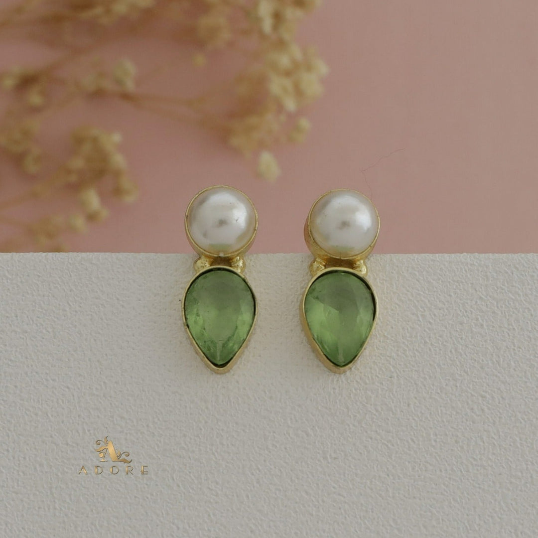 Melva Glossy Pearl Drop Earring