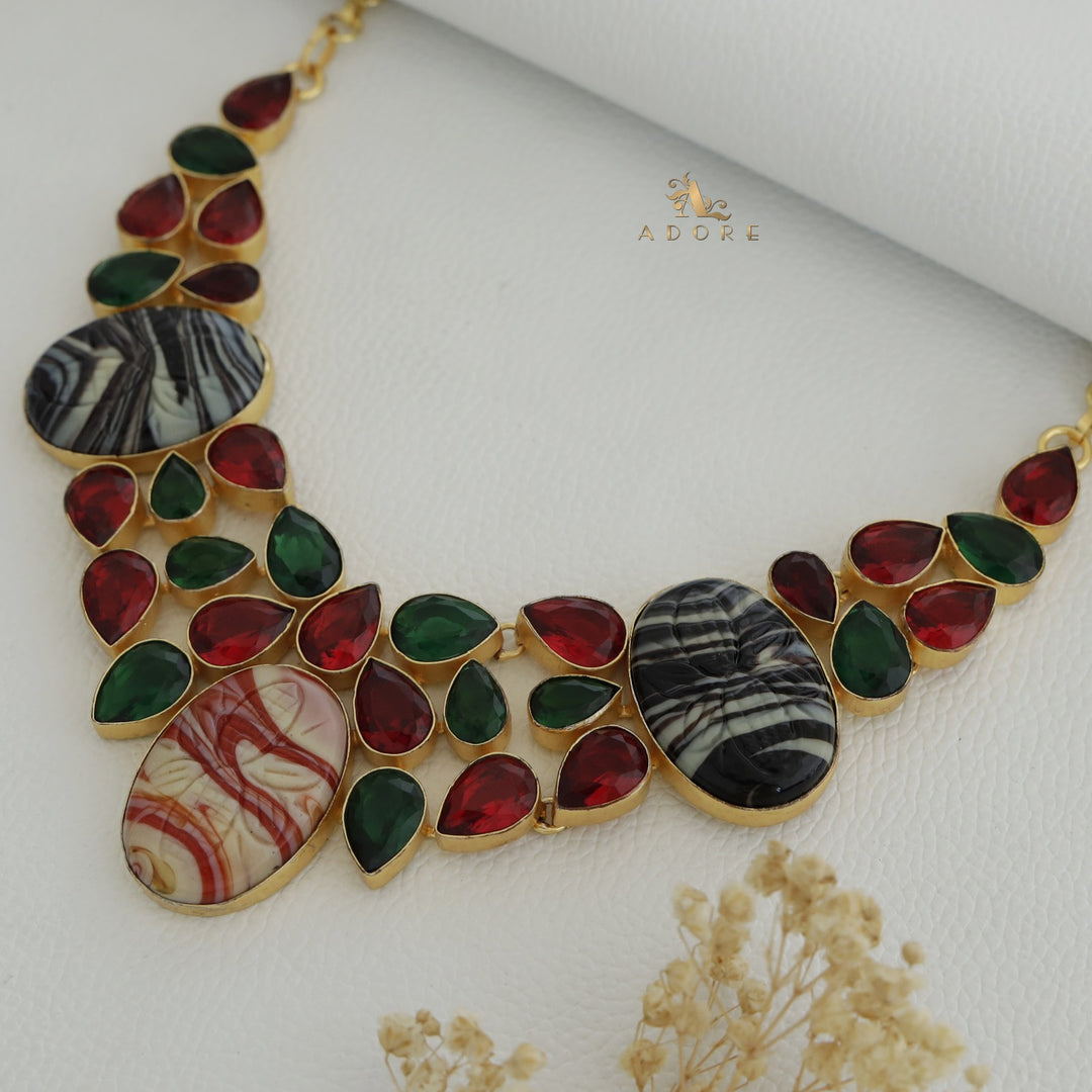 Naomia Neckpiece