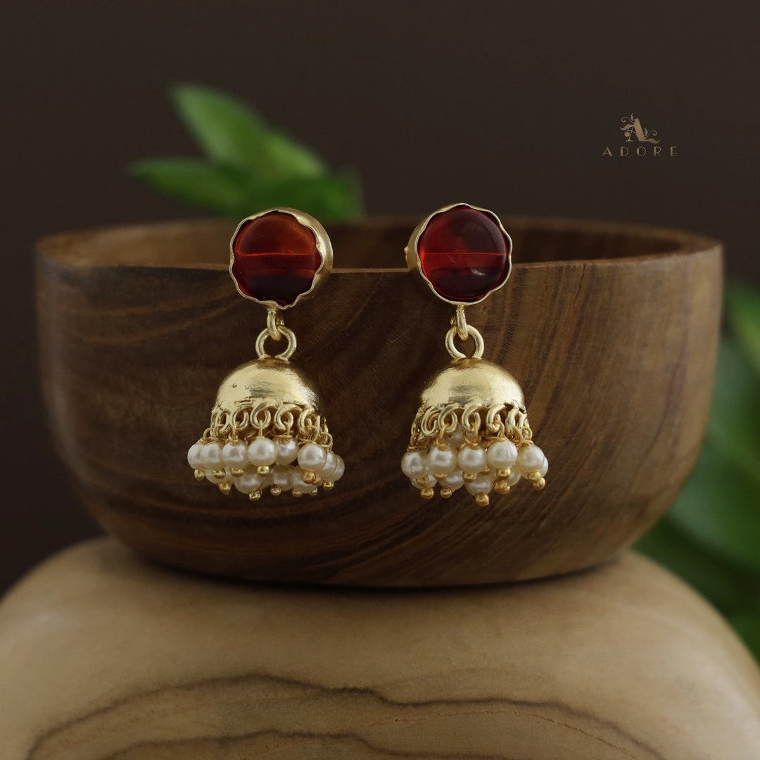 Nayeli Golden Pearl Jhumka