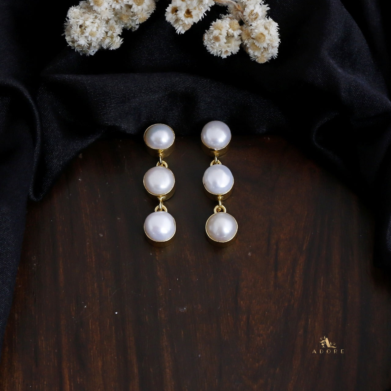 Aamya Gold Polished Baroque Pearl Geometric Design Earrings - Laura Designs  (India)