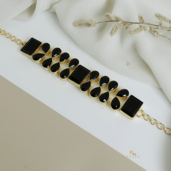 Glossy Armadhika Choker