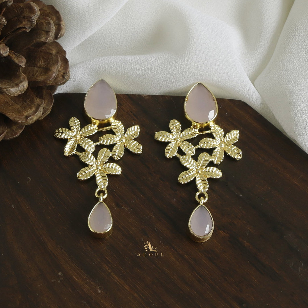 Rupasi Tri Flower Glossy Earring