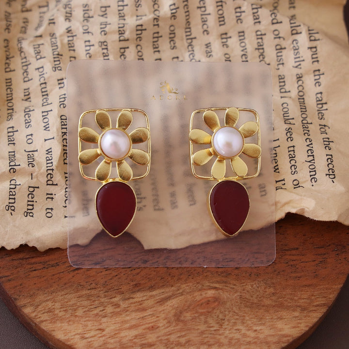 Midhila Raw Stone Earring