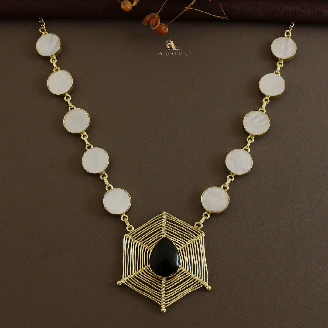 Gargia Handmade Neckpiece