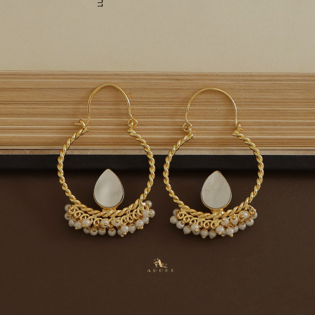 Golden Hanging Pot Cluster Pearl Earring