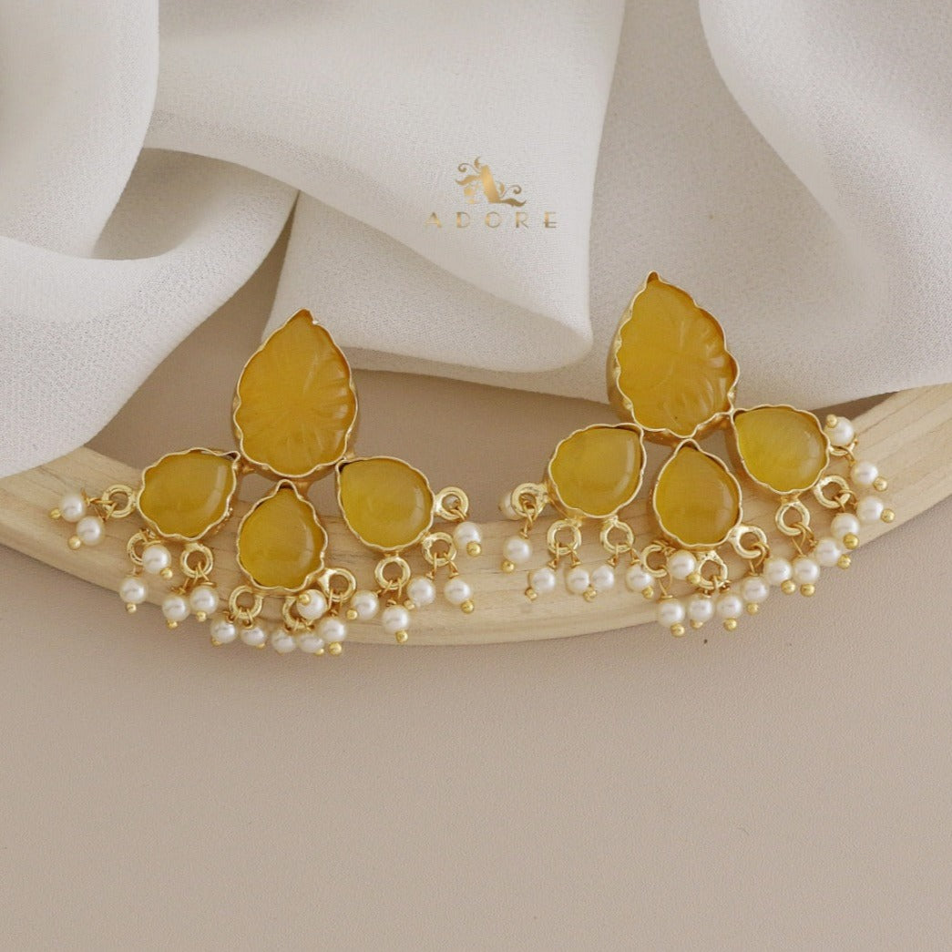 Minzara Cluster Pearl Earring