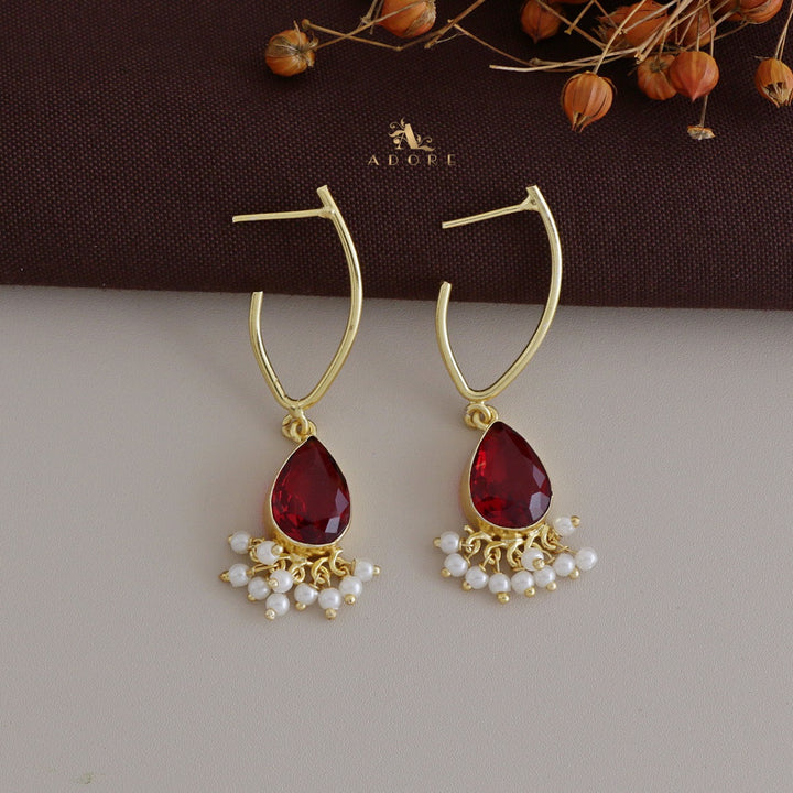 Noval Pearly Glossy Drop Earring