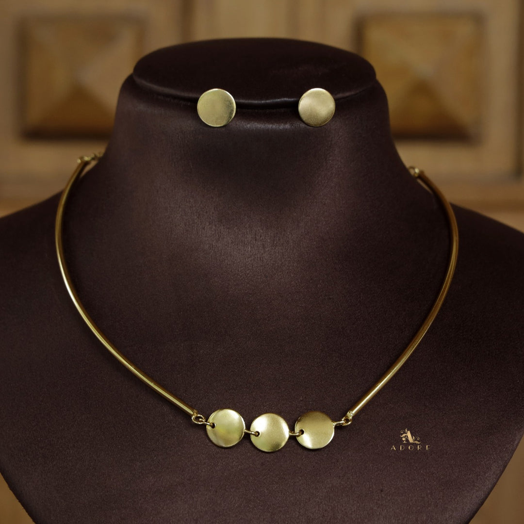 Golden 3 Coin Short Neckpiece With Stud