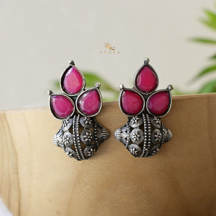 Magada Earring