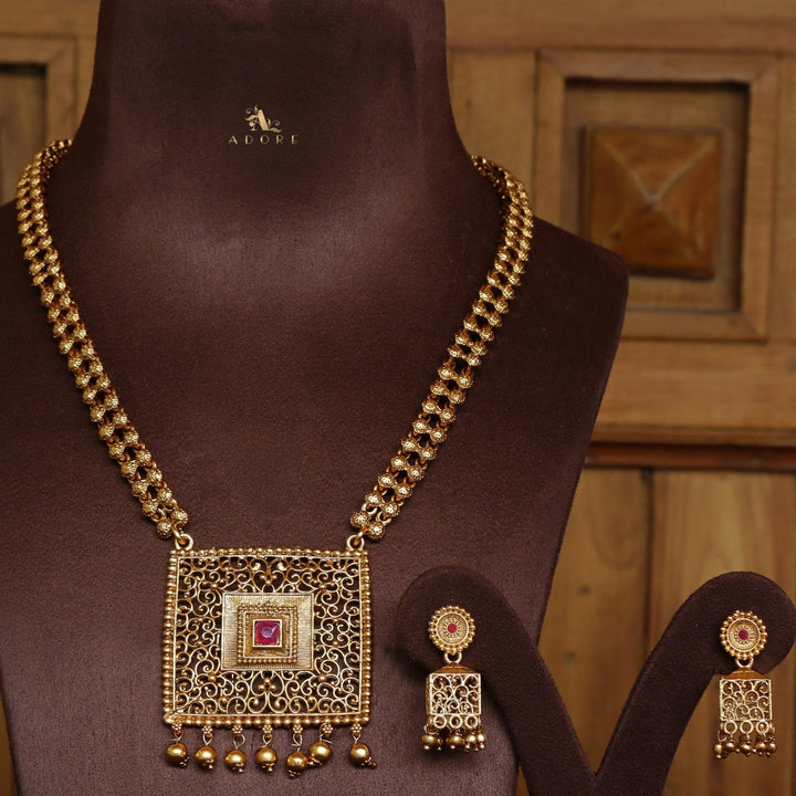 Aagarna Long Neckpiece With Earring