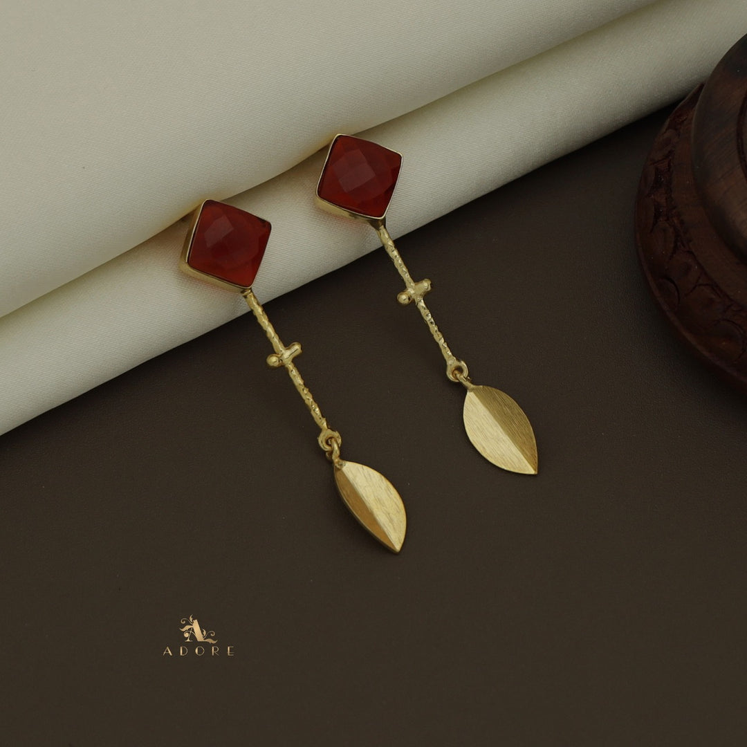 Textured Ima Leafy Glossy Earring