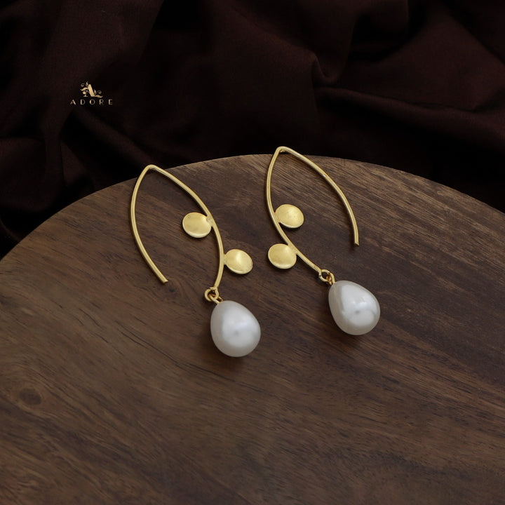 Nawal Pearl Mirsha Earring