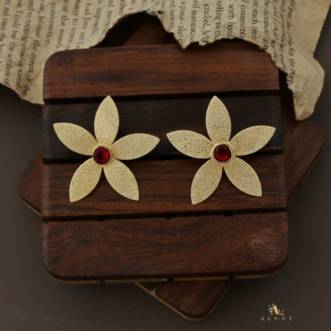 Nidalee Glossy Flower Earring