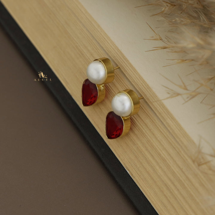 Melva Glossy Pearl Drop Earring