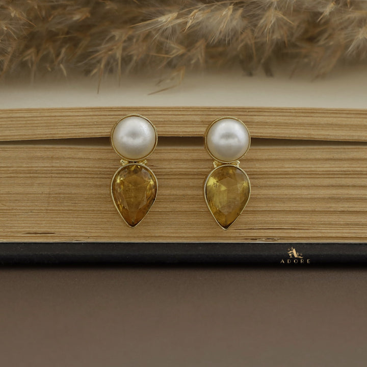 Melva Glossy Pearl Drop Earring