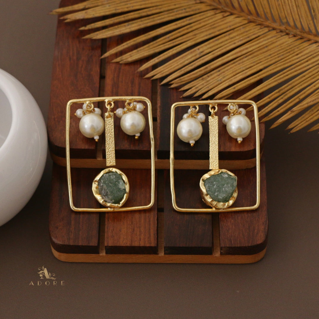 Hemantha Raw  Stone Pearl Earring