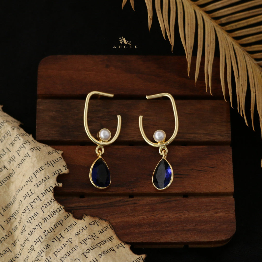 Oni  Golden J Pearl Glossy Drop Earring