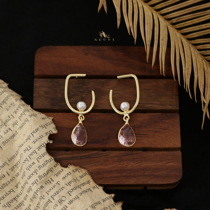 Oni  Golden J Pearl Glossy Drop Earring