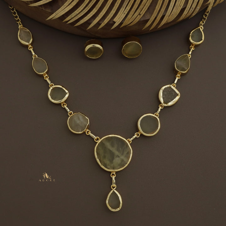 Marleigh Raw Stone Neckpiece With Stud