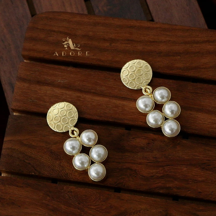 Linta Pearly Grape Golden Circle Earring