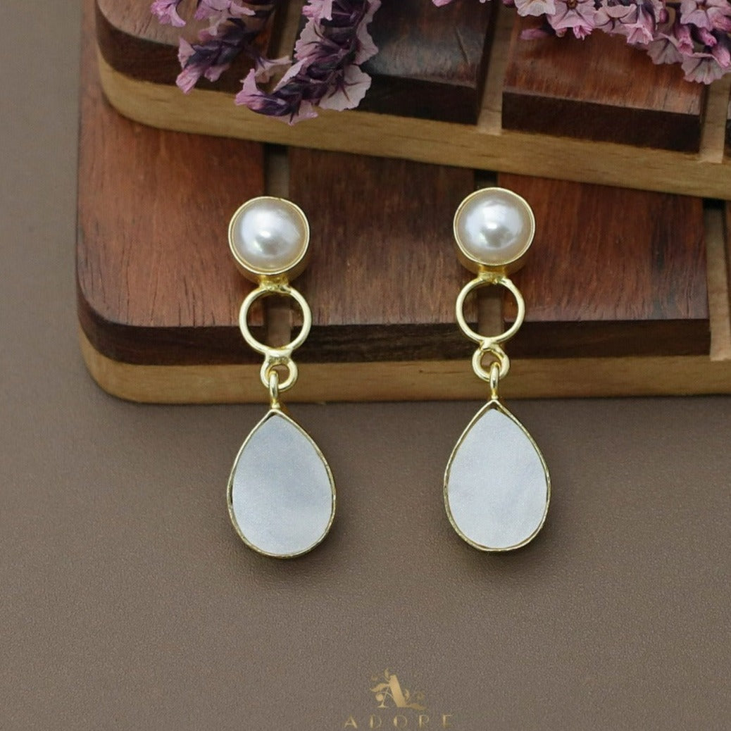 Harsha Pearly Circle Mop Drop Earring